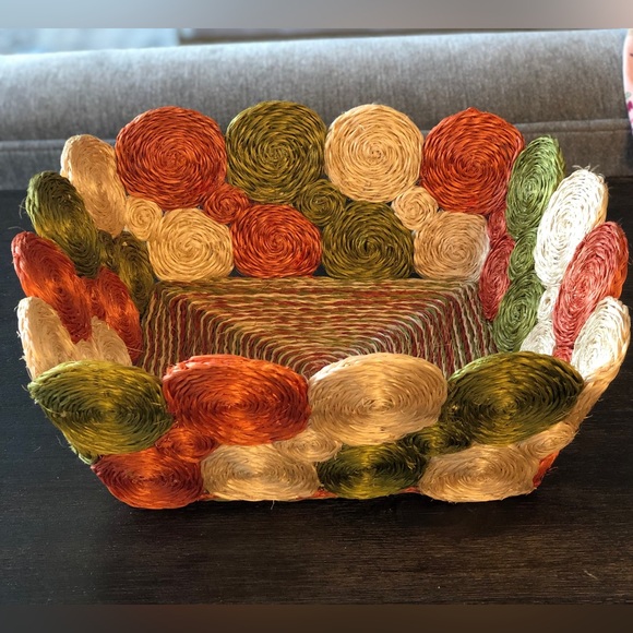 Vintage Raffia Square Bowl - Picture 5 of 7